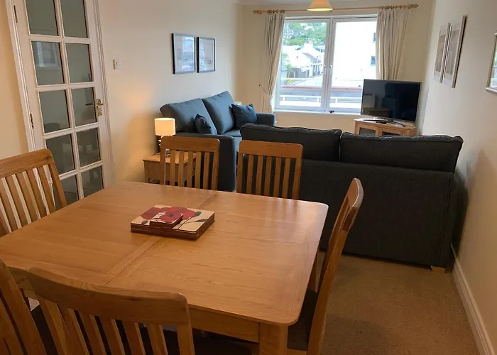 1/5 Lismore House